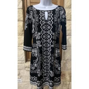White House Black Market Women’s 3/4 Sleeve Keyhole Shift Dress Black White SM​